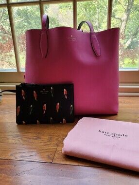 KATE SPADE  PINK / BLACK MULTI REVERSIBLE LARGE TOTE plus EXTRAS